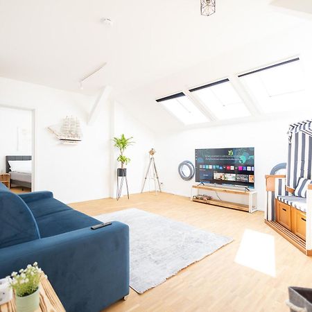 Ko-Living - Captain'S Suite - Altstadt - Mit Kueche, Smart Tv & Balkon - 6P Halle  外观 照片