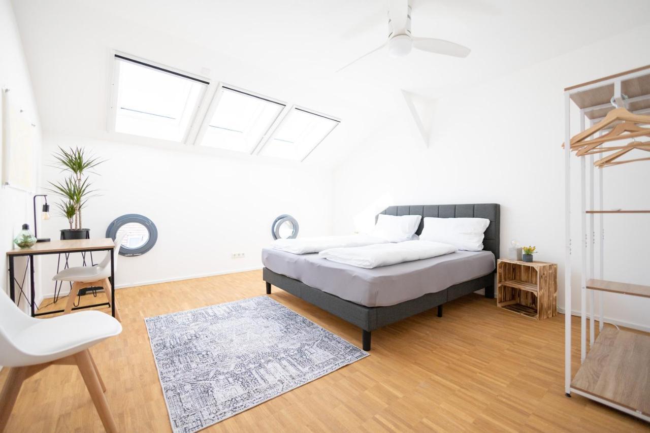 Ko-Living - Captain'S Suite - Altstadt - Mit Kueche, Smart Tv & Balkon - 6P Halle  外观 照片
