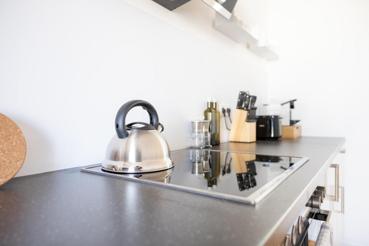 Ko-Living - Captain'S Suite - Altstadt - Mit Kueche, Smart Tv & Balkon - 6P Halle  外观 照片